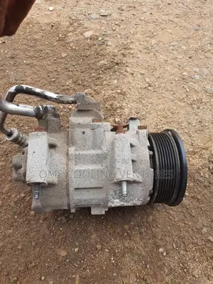 Toyota Avensis 2010 Fellow Come Ac Compressor Is Available.