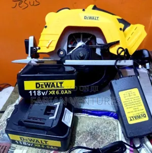 5" Battery Circular Saw 118V Dewalt