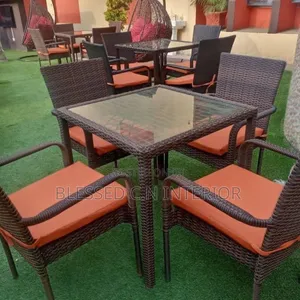 Classic Restaurant Bar Chairs Set
