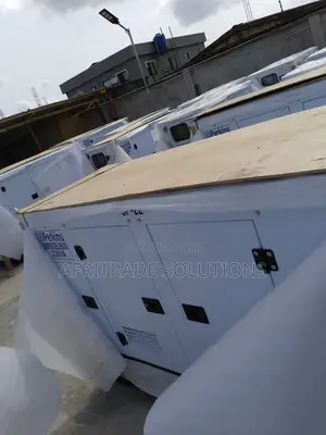 Quality Perkins 22kva Soundproof Diesel Generator