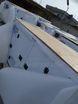 Durable 22kva Perkins Soundproof Diesel Generator