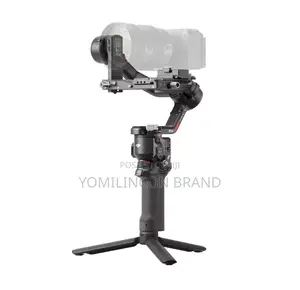 DJI RS 4 Combo, 3-Axis Gimbal Stabilizer for DSLR and Mirror
