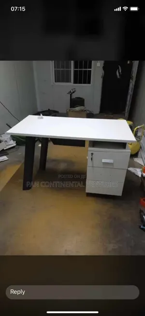 Imported 1.4m 4 Feet Office Table