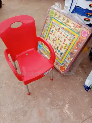 Executive Baby Chair And Table