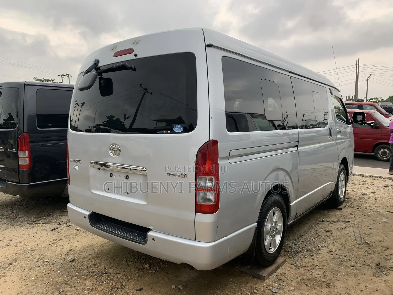 Toyota HiAce 2015 Silver