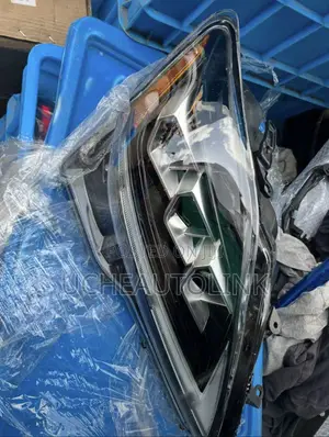 Is 250 3touch Headlight Available as Seen
