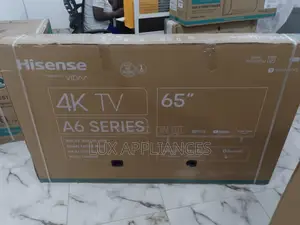 Smart Hisense 65 Inches TV