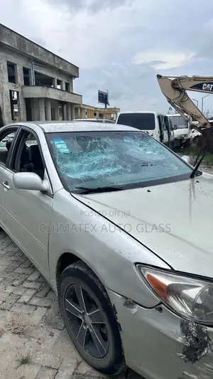 Order for Ur Windscreen Glass for Toyota Camry 2.4 Availa