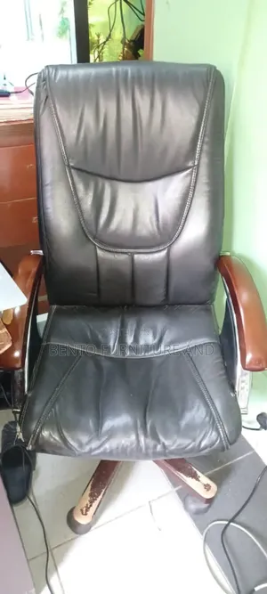 Refolding of Office Leather Chair