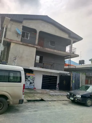 2bdrm Block of Flats in Jakpa, Warri for sale