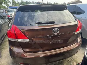Toyota Venza V6 AWD 2010 Brown