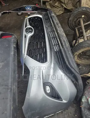 Complete Front Bumper Highlander 2020 Available