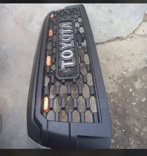 Toyota Sequoia 2010 Upgrade Grille and Headlamp Available