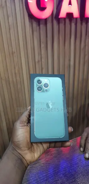 New Apple iPhone 13 Pro 128 GB