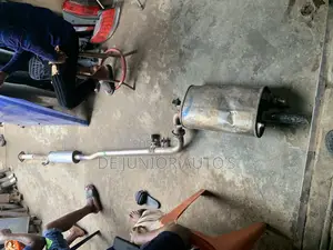 Complete Exhaust With Muffler Back Pot for Solara 2005