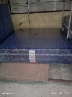 Brand New Vitafoam 6by6by12 Inches Mattress
