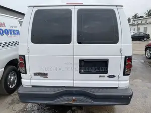 Ford E250 2013 White