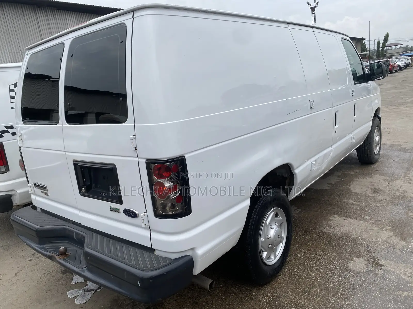 Ford E250 2013 White