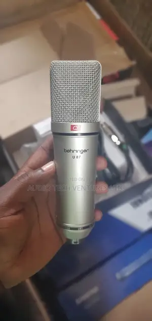 Behringer Studio Mic U87