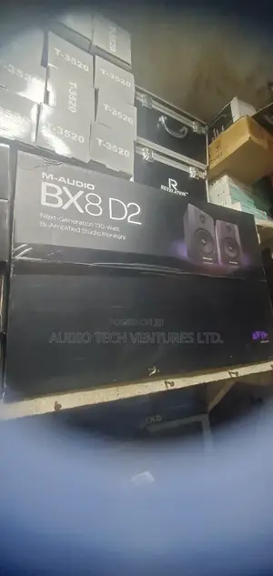 M-Audio Bx8 D2 Studio Monitor