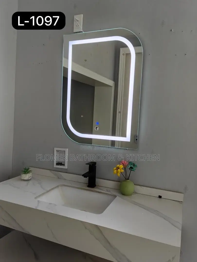 Mirror With LED