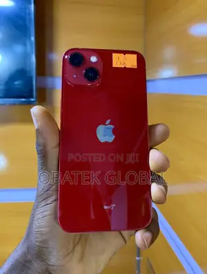 Apple iPhone 13 128 GB Red