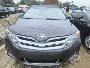 Toyota Venza XLE AWD 2013 Gray