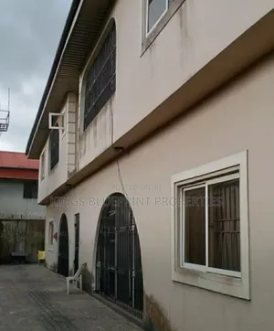 5bdrm Duplex in Jakpa, Warri for sale