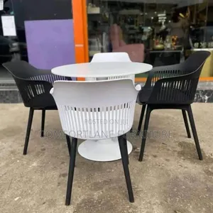 Restaurant/Outdoor Table and Chairs