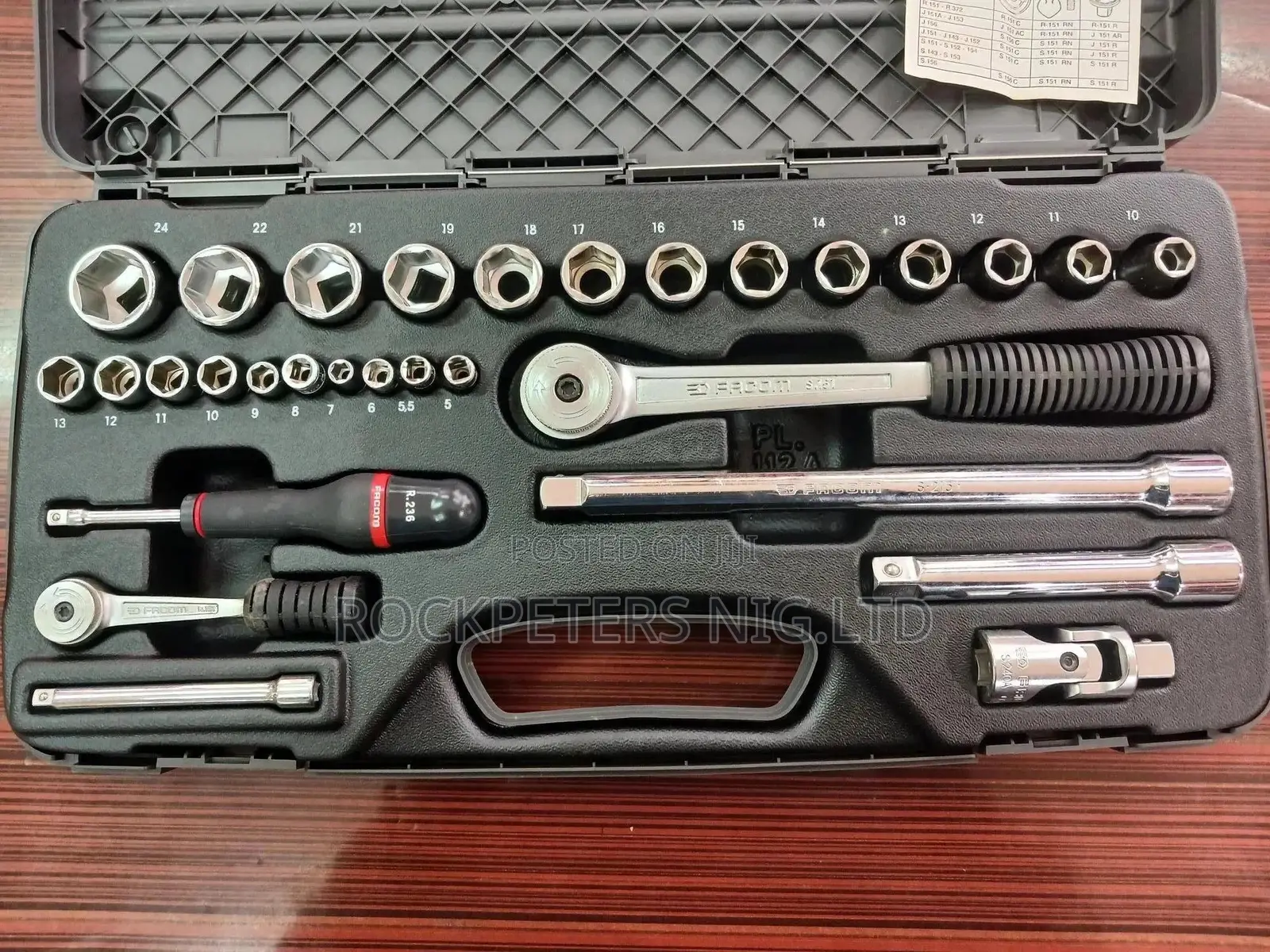 Facom 30pc - 1/4" 1/2" Socket Set - Rs.430e