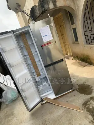 Unique Side by Side 688L Refrigerator