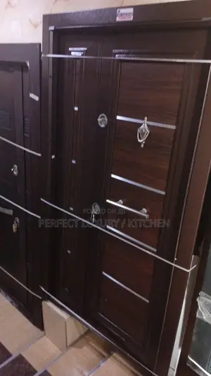 Thick Turkey Door