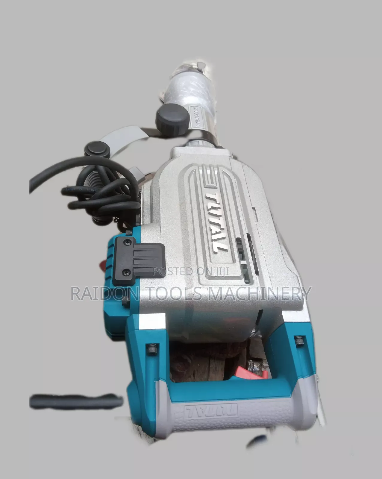 Jack Hammer Machine, Total