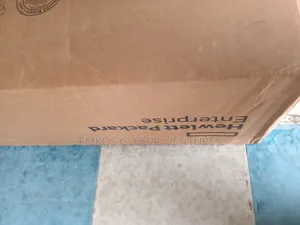 New Server HP ProLiant DL20 Gen10 8GB Intel Xeon HDD 1T