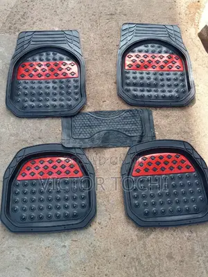 Universal Quality Car Foot Mat