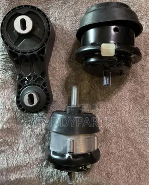 Chevrolet Traverse Engine/Transmission Mount
