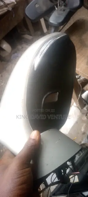 Side Mirror for Is250