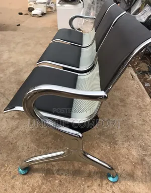 Imported 3 in 1 Padded Airport Waiting Chair