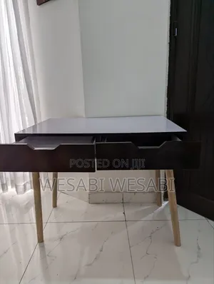 Reading Table