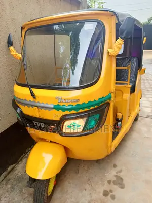 TVS King Deluxe Plus iTouch Start 2023 Yellow