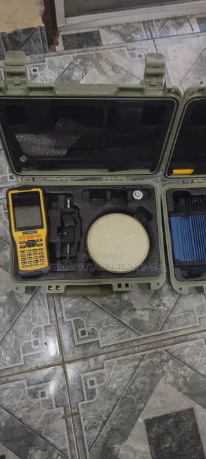 Hi-Target A12 GNSS Receiver With Accessories Neatly Use