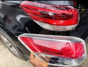 Upgrade Rear Light Highlander 2018 Driver Side