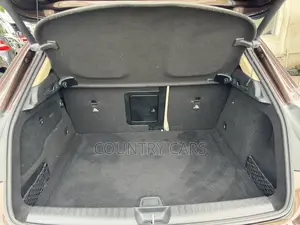 Mercedes-Benz GLA 250 2015 Brown