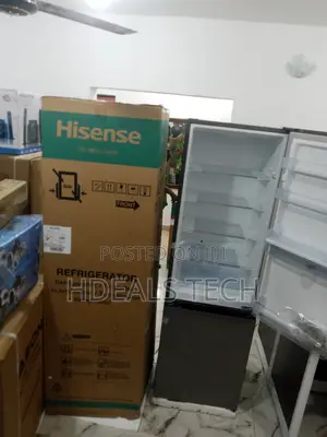 Hisense Double Door > Refrigerator 264L - Bottom Freezer 