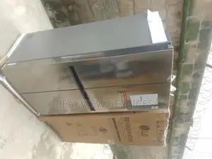 Premium Side By Side LG Refrigerator [257-jlyl-b]