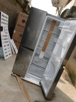 The Reliable LG Refrigerator {Ref 257-Jlyl-B]