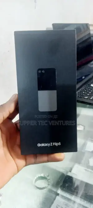 New Samsung Galaxy Z Flip 5 512 GB