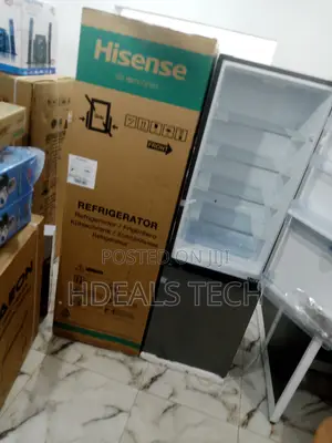 Brand New Hisense Refrigerator 264litres - Bottom Freezer 