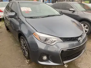 Toyota Corolla 2014 Black