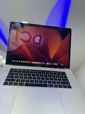 Laptop Apple MacBook Pro 2017 16GB Intel Core I7 SSD 1T